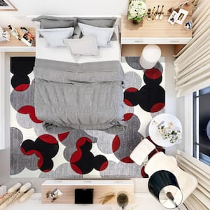Mickey Mouse Bravo Toss White/Red 5 ft. x 7 ft. Geometric Indoor Area Rug