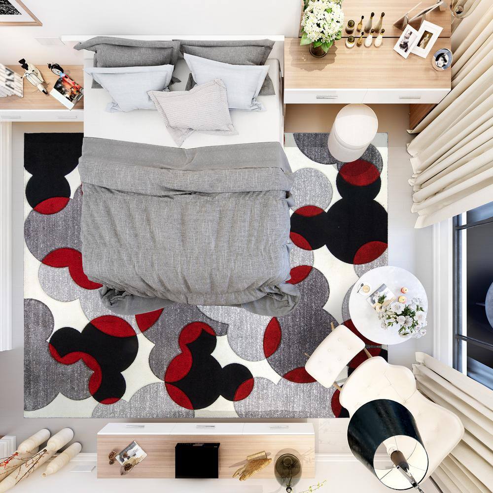 Red and Black Geometric Synthetic Kids' Rug, 5' x 7'