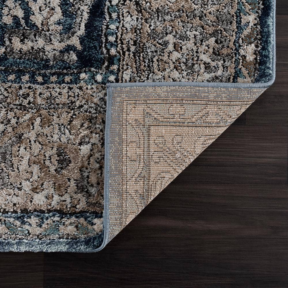 Sky Blue High Pile Stain-Resistant Synthetic Area Rug 5' x 7'