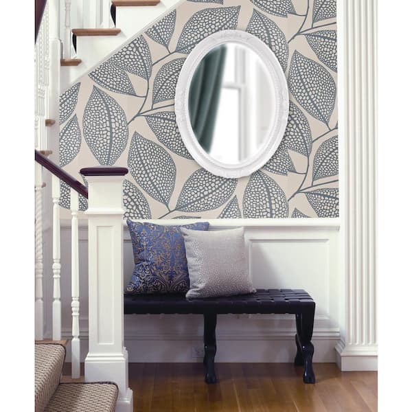 Medium Oval White Beveled Glass Classic Mirror (33 in. H x 25 in. W)