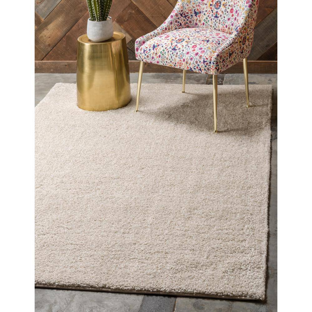 Ivory Shag Synthetic 8'x10' Rectangular Easy-Care Rug