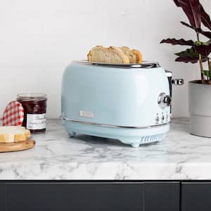 Heritage 900-Watt 2-Slice Wide Slot Turquoise Retro Toaster with Removable Crumb Tray and Adjustable Settings