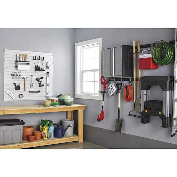 Rubbermaid Heavy Duty Universal Vertical Fasttrack Hanging Wall