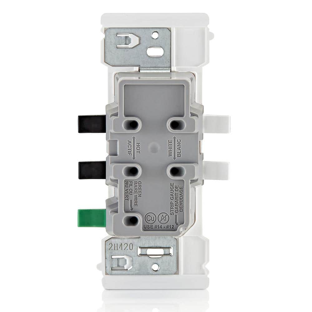 White Tamper Resistant Duplex Outlet with Wall Plate