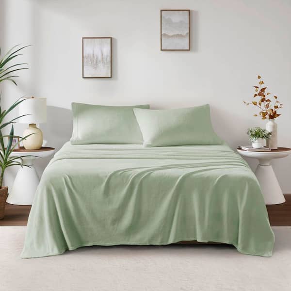 TRUE NORTH Soloft Plush 3-Piece Green Polyester Twin Sheet Set