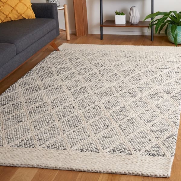 Natura 6 ft. x 6 ft. Gray/Ivory Geometric Diamond Square Area Rug