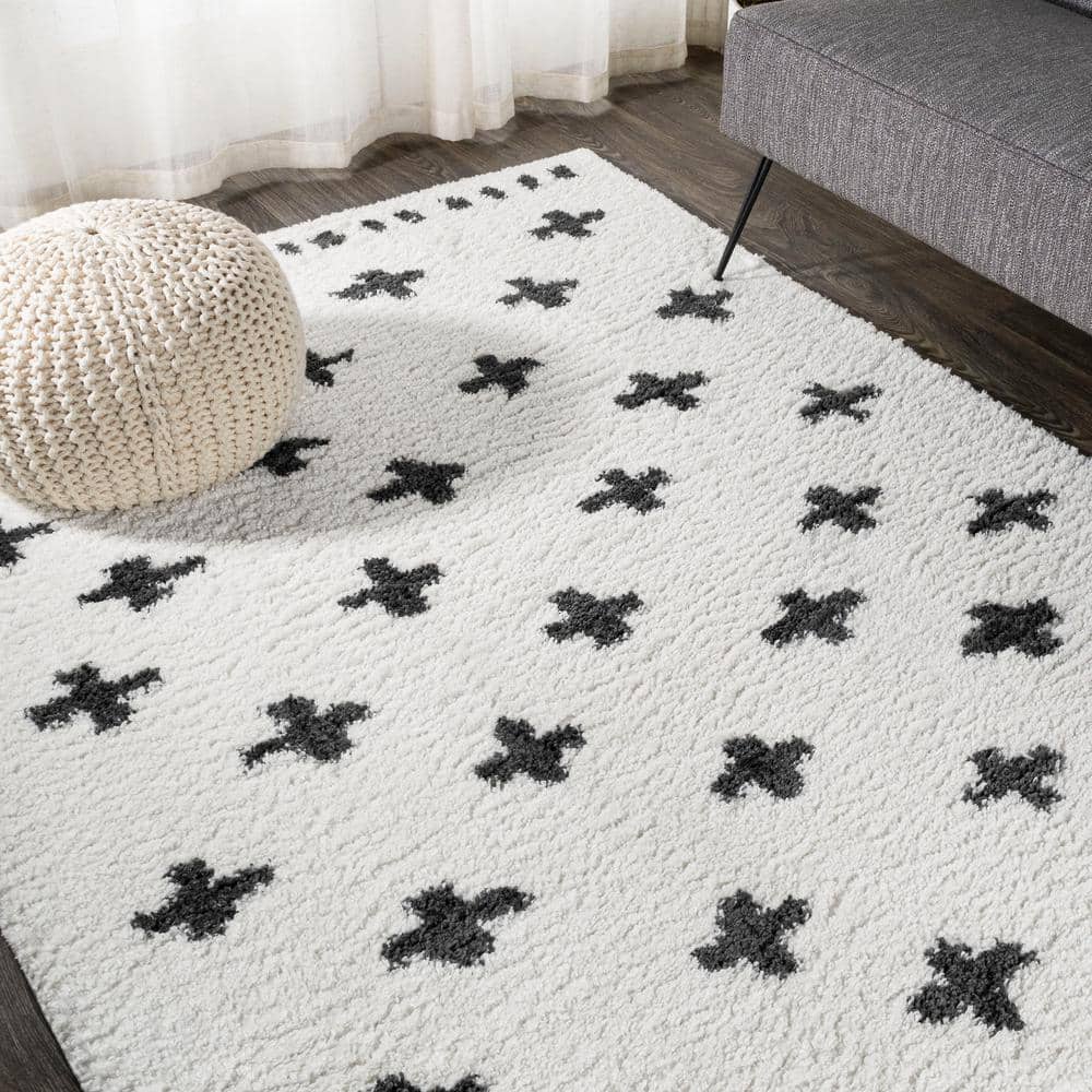 Reversible White/Black Geometric Shag Synthetic Area Rug