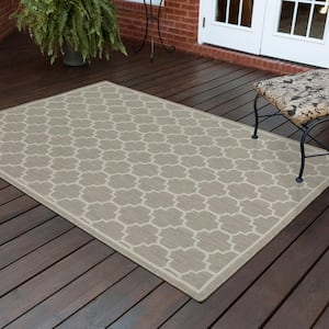 Preston Grey Doormat 3 ft. x 5 ft. Trefoil Indoor/Outdoor Area Rug