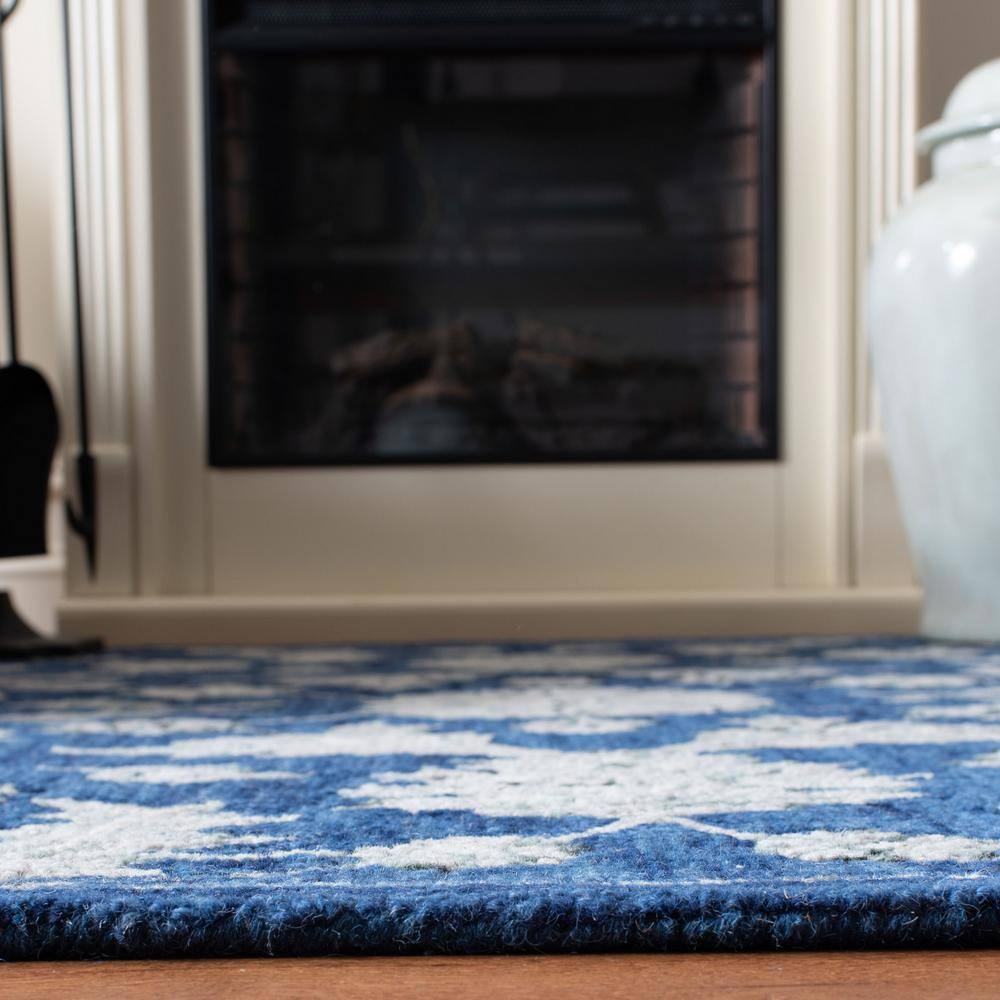 Navy and Grey Hand-Tufted Wool Floral 4' x 6' Rug