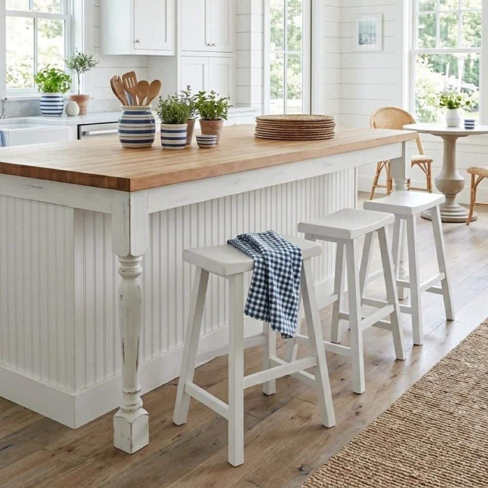 International Concepts Benny 24 in. White Backless Solid Wood