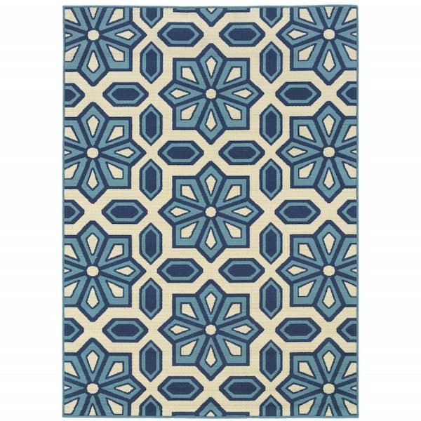 HomeRoots Ivory, Blue 7 ft. x 10 ft. Loomed Polypropylene Rectangle Indoor/Outdoor Area Rug