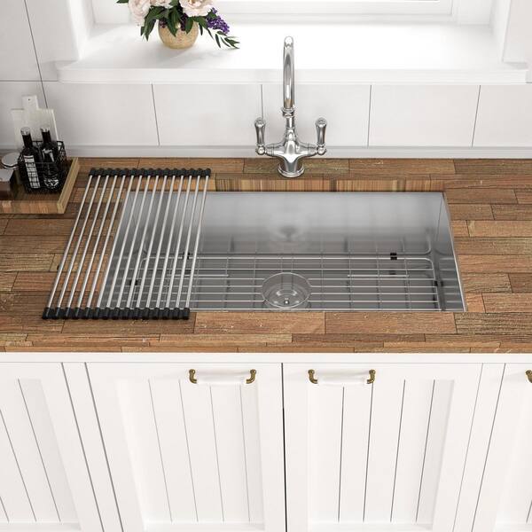Dueyeeri - 33 in. Undermount Single Bowl 16-Gauge Brushed Nickel Stainless Steel Kitchen Sink with Bottom Grids