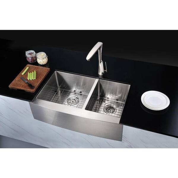 ANZZI ELYSIAN Series Farmhouse Stainless Steel 33 in. 0-Hole