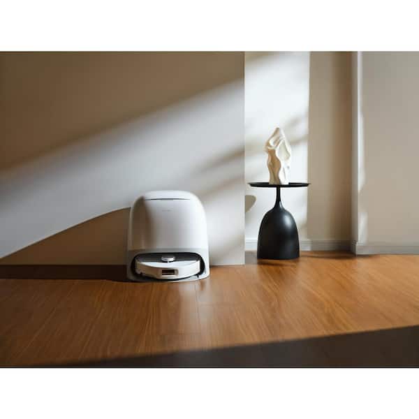 Roborock Q Revo Curv 17.7 in Robotic Vacuum and Mop with