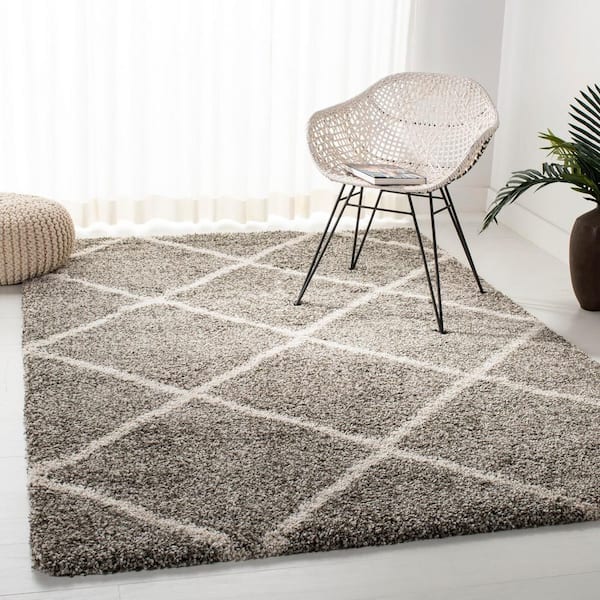 Hudson Shag Gray/Ivory 4 ft. x 6 ft. Geometric Diamonds Area Rug