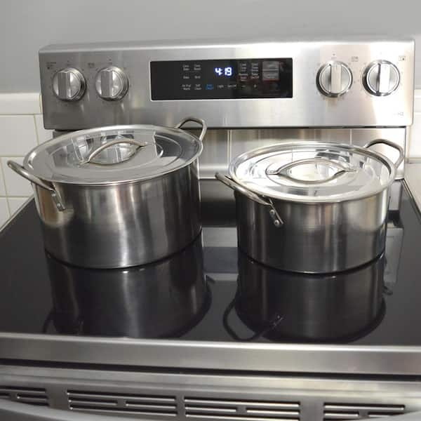 ExcelSteel 555 8 qt. Stainless Steel Multi-Cooker Pasta with Lid and Black Silicone Handles