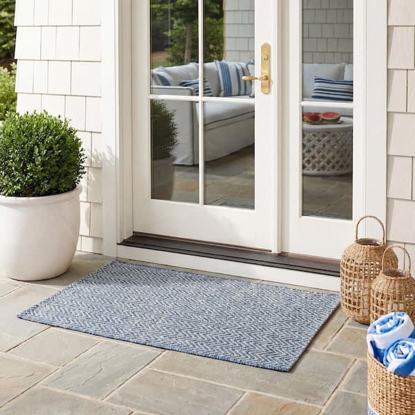 Courtyard Navy/Gray Doormat 2 ft. x 4 ft. Geometric Indoor/Outdoor Patio Area Rug