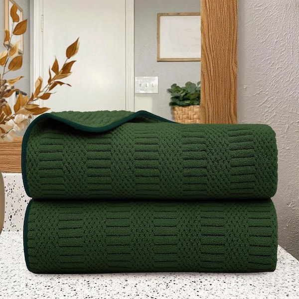 2 Pack Woodland Green Microfiber Jacquard Velvet Bath Towels 30 in. x 60 in.