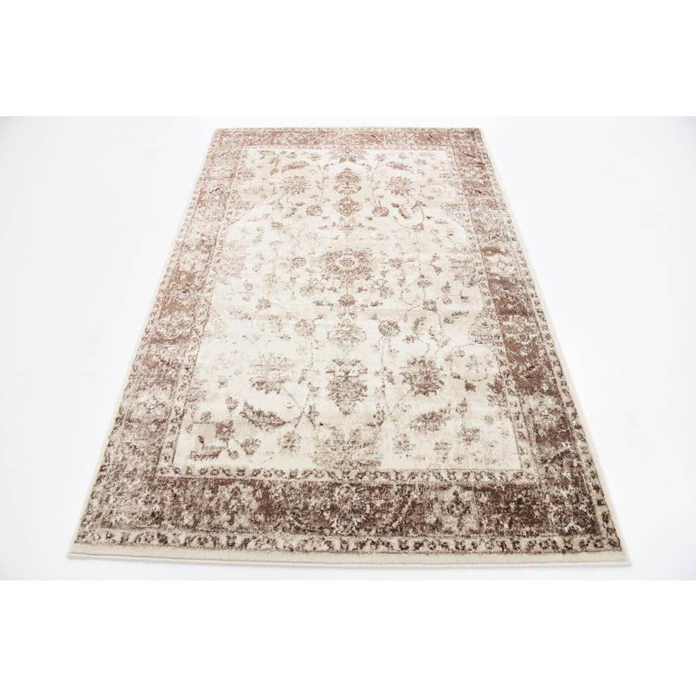 Ivory Floral 4' x 6' Stain-resistant Synthetic Rug