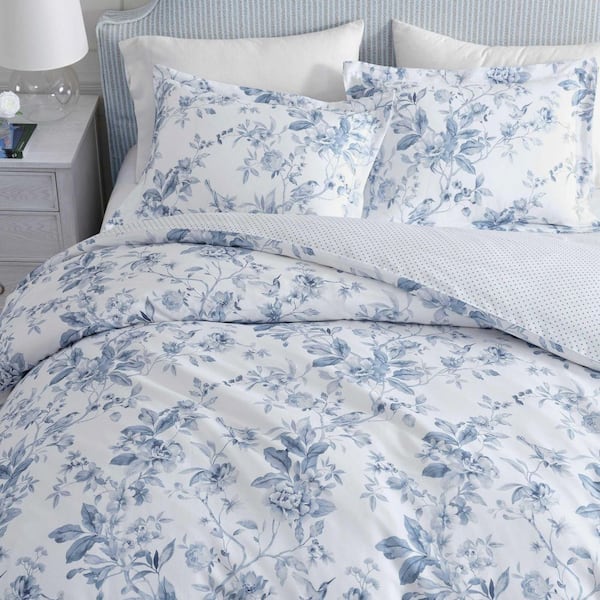 MARTHA STEWART Songbird 2-Piece White/Blue Cotton Sateen Twin