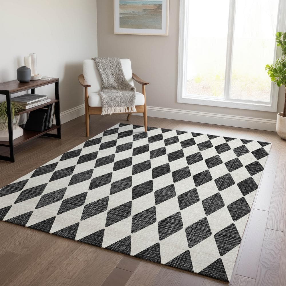 Black and White Diamond Pattern Washable Synthetic Rug 5' x 7'