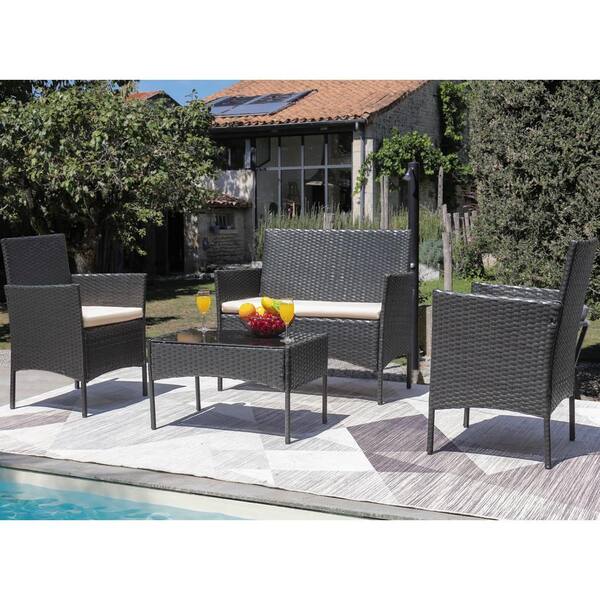 4 wicker patio chairs