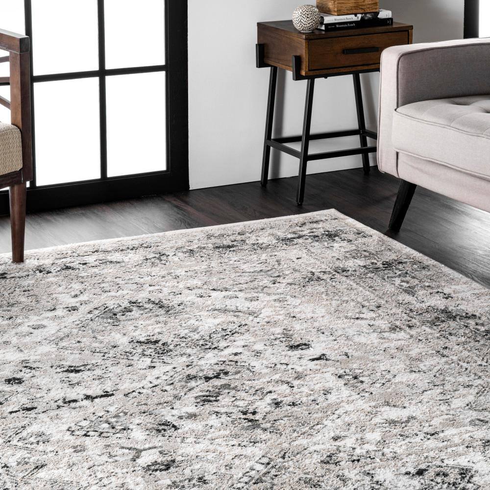 Silver Medallion Easy Care Synthetic Runner Rug, 2' 6" x 8'