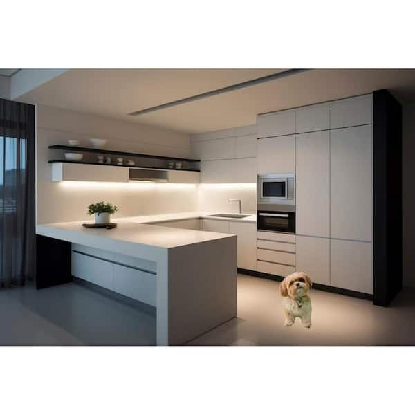 https://images.thdstatic.com/productImages/5e8be69d-d549-4d6c-af88-41dba5a1031a/svn/white-amax-lighting-under-cabinet-bar-lights-led-ucw33-wt-w-1f_600.jpg