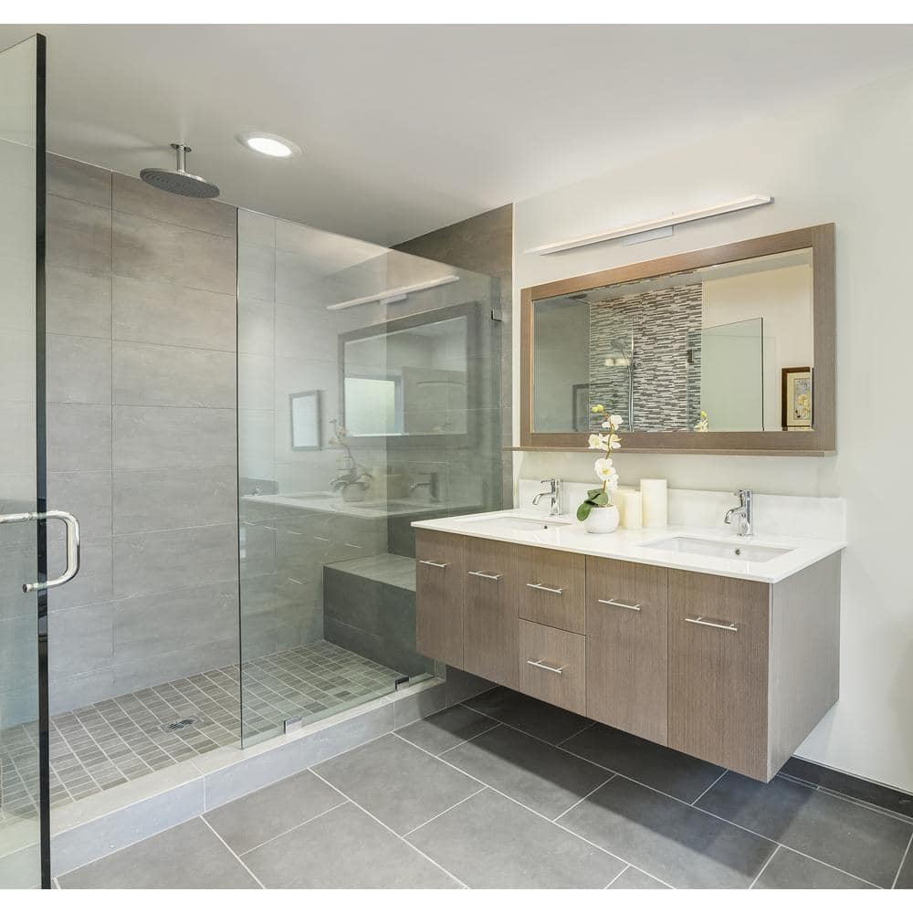 Sleek Edge-Lit 25" LED Vanity Light in White with Acrylic Diffuser