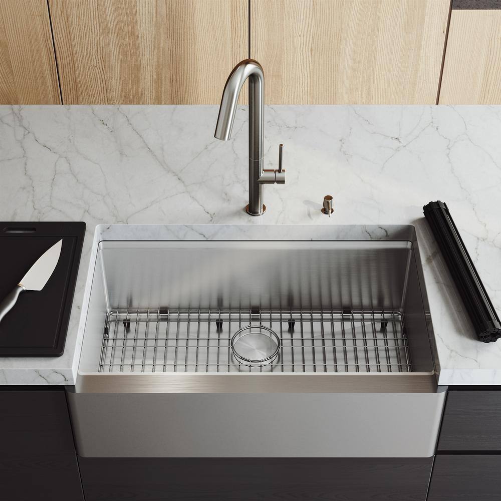 Oxford 33" Stainless Steel Farmhouse Single Bowl Kitchen Sink Workstation