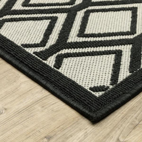 Beige, Black 7 ft. x 9 ft. Loomed Geometric Polypropylene Rectangle Indoor/Outdoor Area Rug