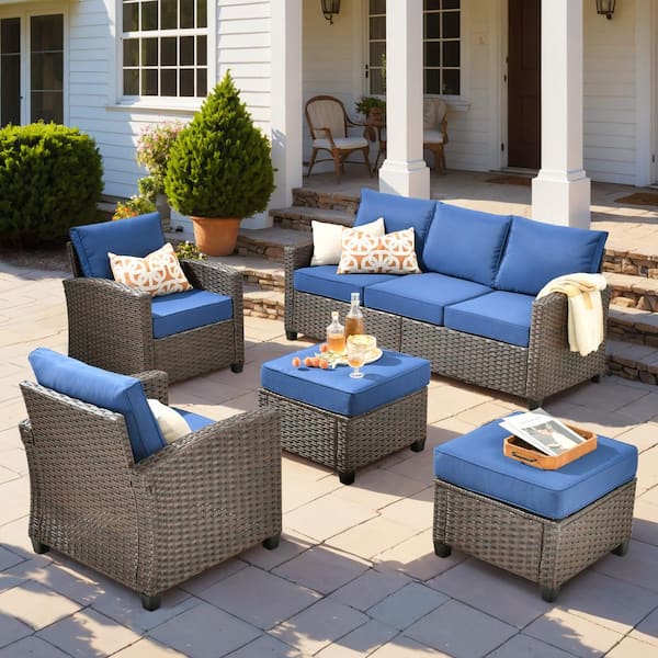 Serena Grey 5-Piece Outdoor Patio Furniture Wicker Conversation Sofa Seating Set with Ottoman and Navy Blue Cushion