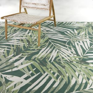 Green 7 ft. x 9 ft. Palm Indoor/Outdoor Patio Area Rug
