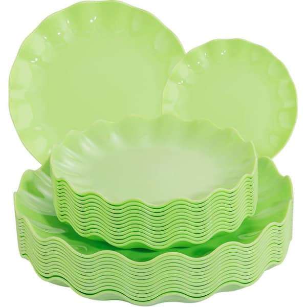 24-Piece Green Reusable Plastic Dinner and Dessert Plates Set with Scalloped Edges for 12 Guests LIYH