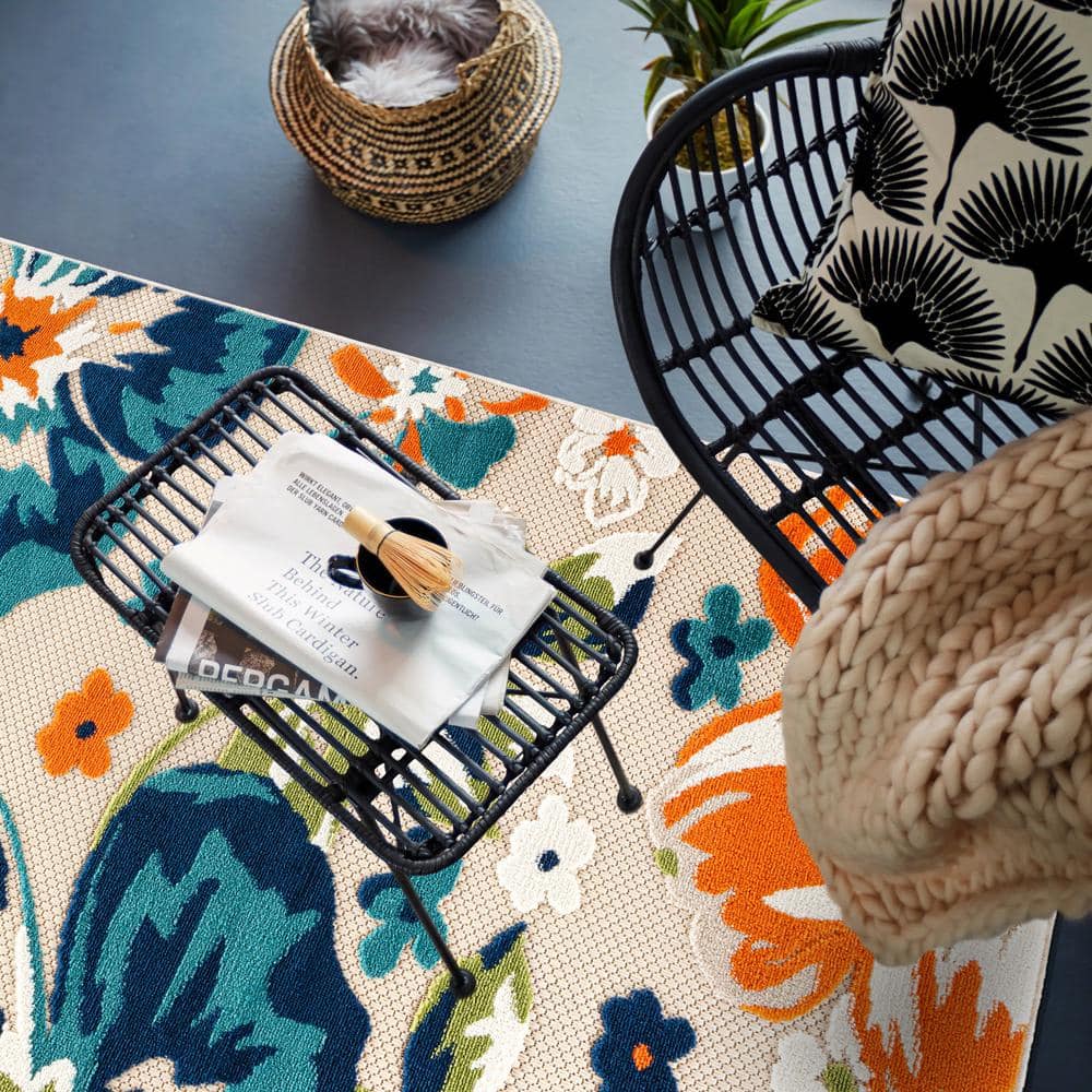 Bergamo Multi Floral 5' x 7' Synthetic Indoor/Outdoor Rug
