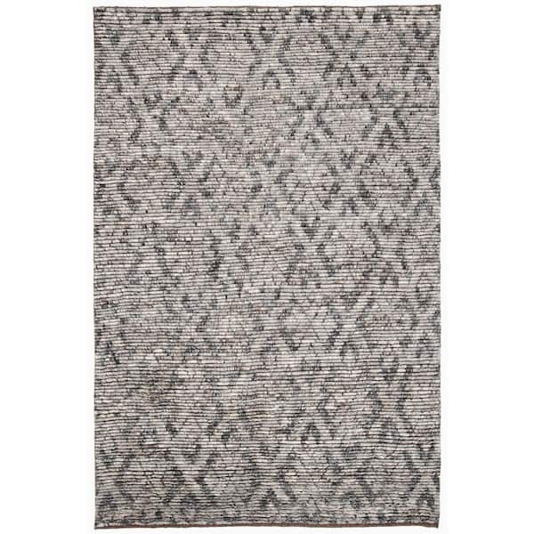 Tibetan 4 ft. x 6 ft. Gray Transitional Distressed Ornamental Trellis Area Rug