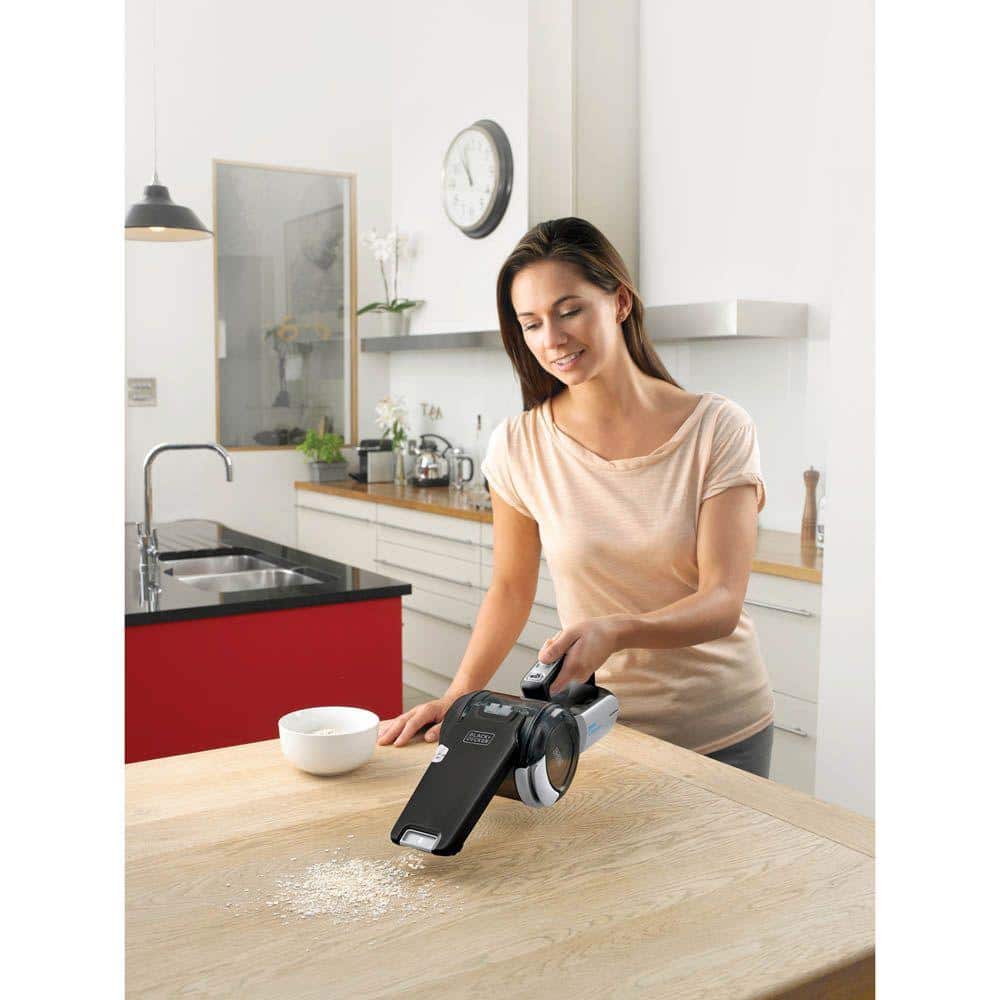 https://images.thdstatic.com/productImages/5ed6a1a9-497c-4c6e-95dc-75fa81f4c31d/svn/black-decker-handheld-vacuums-bdh2000pl-31_1000.jpg