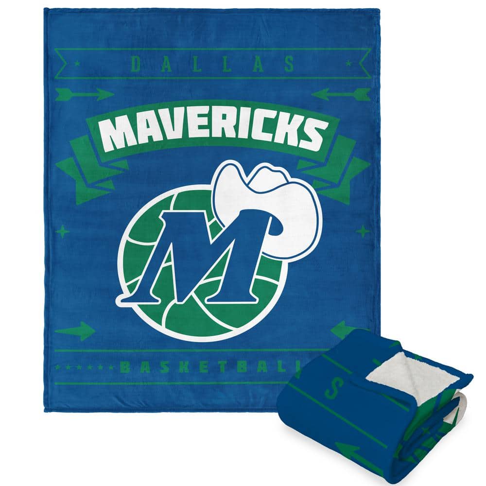 THE NORTHWEST GROUP NBA Hardwood Classics Mavericks Silk Touch Sherpa Throw