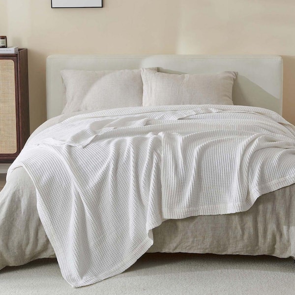 1-Piece White 100% Cotton Full/Queen Lightweight Waffle Weave Blanket