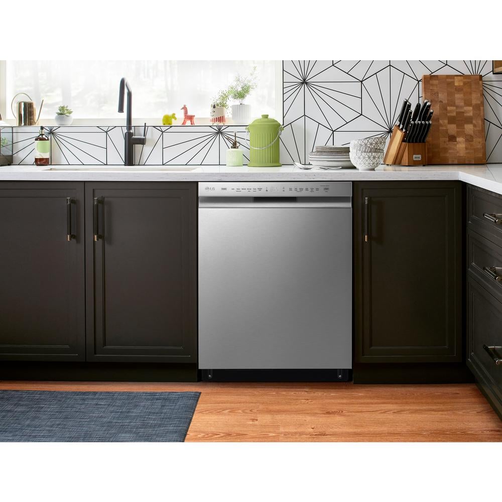 LG 24" QuadWash Dynamic Dry Energy Star Dishwasher in Printproof Stainless Steel