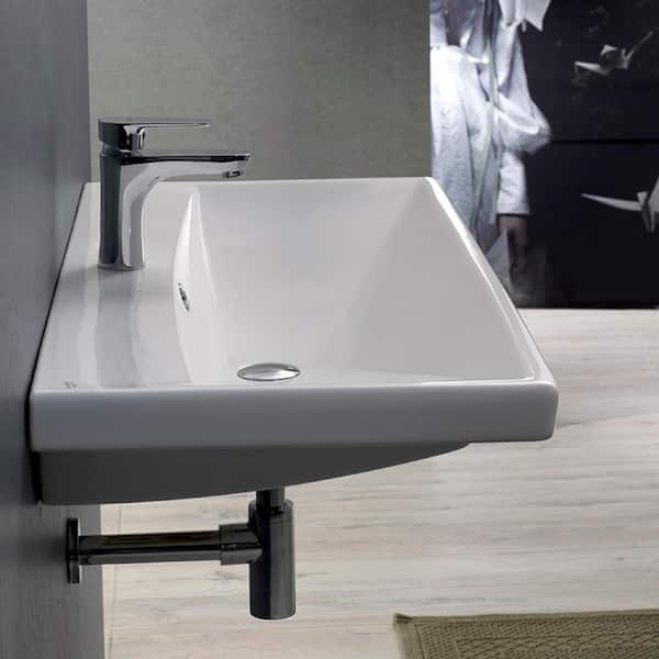 Decorum® Wall-Hung EverClean® Sink With Center Hole Only