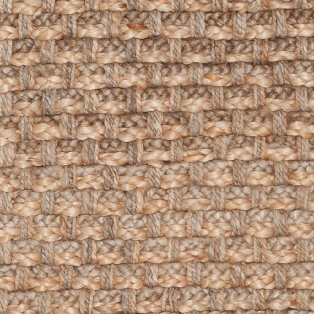 https://images.thdstatic.com/productImages/5f030414-4efe-4108-a47b-19cfa3992fcd/svn/beige-safavieh-area-rugs-nf856a-210-66_1000.jpg