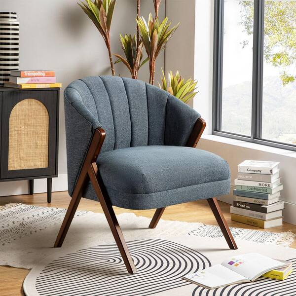 COOEE Design Benedict and Amal スカルプチャー Gesthaven Dining Chair D399-01 by Signature Design by Ashley