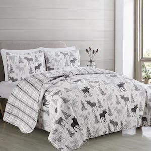Gray Moose Print Premium Nature Inspired Full/Queen Microfiber 3-Piece Quilt Set Bedspread