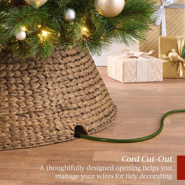 Best Choice Products 42 in. Chestnut Woven Hyacinth Christmas