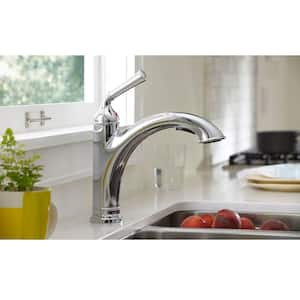 Portsmouth Single-Handle Pull-Out Sprayer Kitchen Faucet 1.5 gpm in Polished Chrome