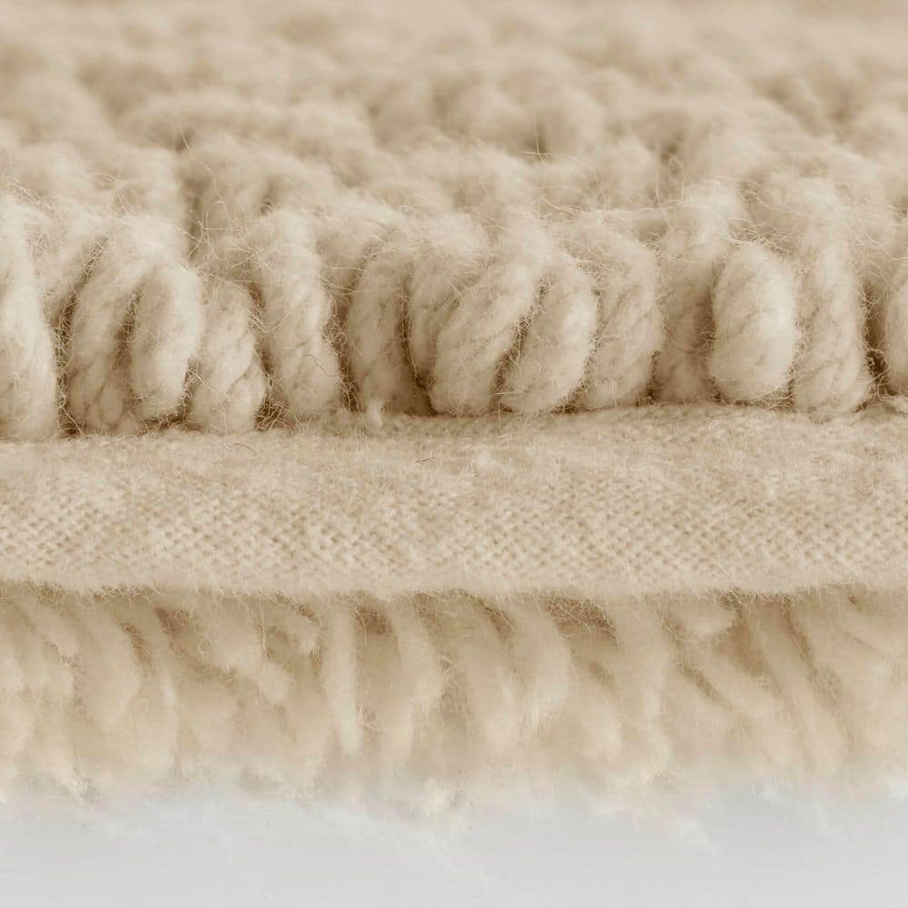 Splendor Natural Cotton Tufted Reversible Bath Rug