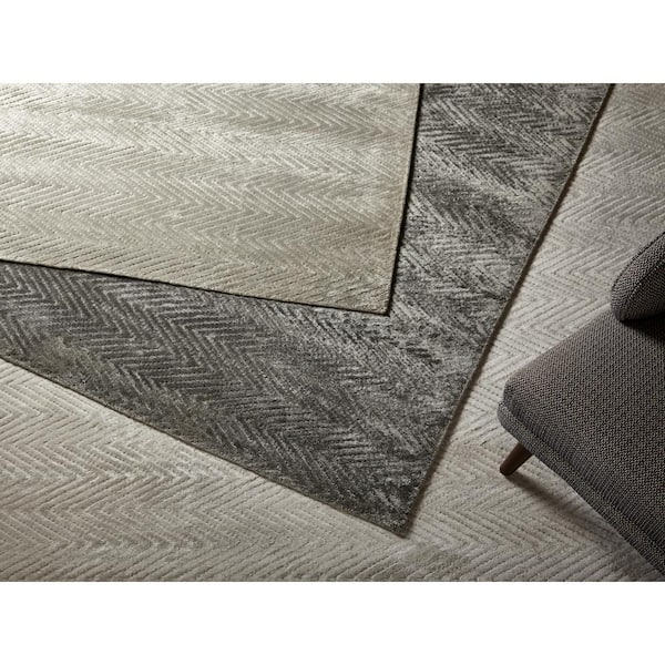 Chevelle Contemporary Modern Charcoal 5 ft. x 8 ft. Hand-Knotted Area Rug