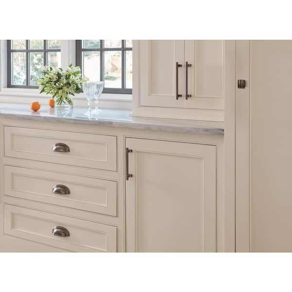 Davenport 1-1/4 in. (32mm) Classic Gunmetal Rectangle Cabinet Knob