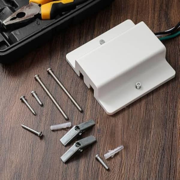 2 ft. White Single Circuit Floating Canopy Connector Track Lighting Rail H Type 3-Wire 2 Pack Adjustable Accessories